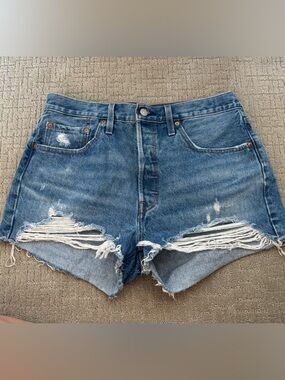 Levi High-Rise Distressed Denim Shorts - Blue